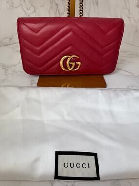 Gucci GG Marmont Matelasse Leather Chain Flap Bag